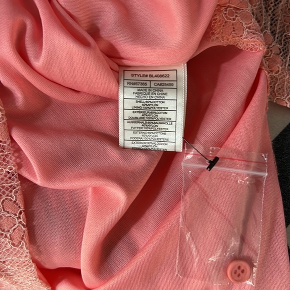 BB Dakota Steve Madden Twist Neckline Lace amici Dress Coral NWT - Picture 7 of 9